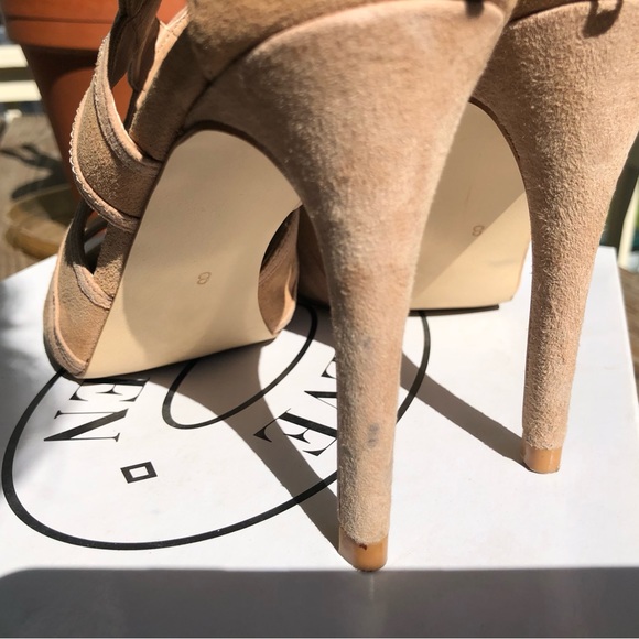 Steve Madden size 8 blush/tan heels - Picture 4 of 8